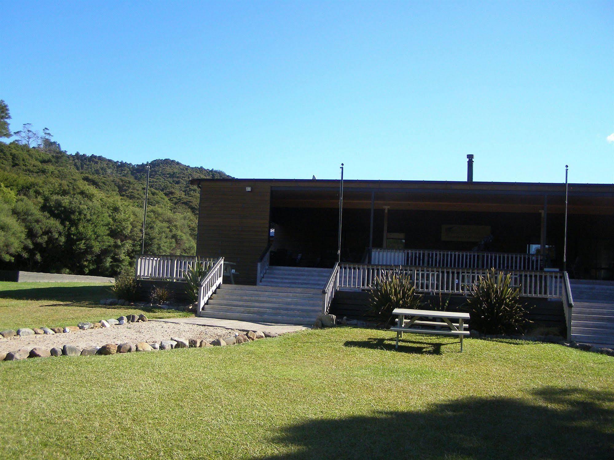 Tangiaro Retreat Villa Colville Exterior photo